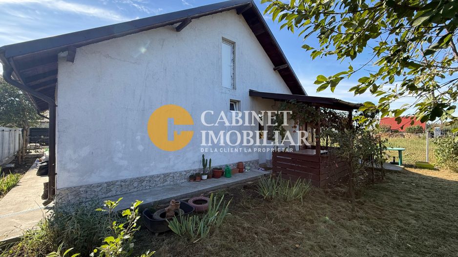 Aroneanu - Casa la asfalt - 420mp teren - 3 camere - Canalizare - Poză 4