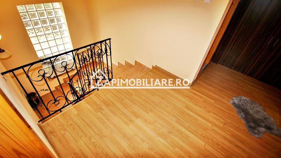 Casa 4 camere,2 bai,1 garaj,150mp,688 mp teren, 0% comision - Poză 12