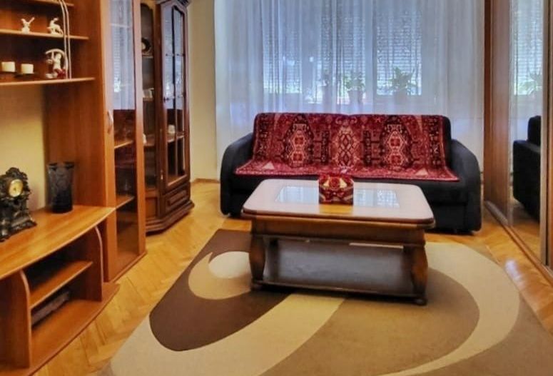Apart. 3 camere etaj 1, aproape de Complexul Velenta, Oradea – VANZARE - Poză 1