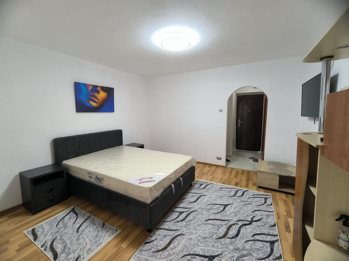 Garsoniera zona Lujerului-Veteranilor metrou - Poză 1