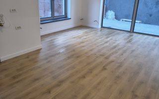 Apartament cu 2 camere 49,35 mp + 21,35 mp terasele + loc de parcare - Busteni - Poză 1