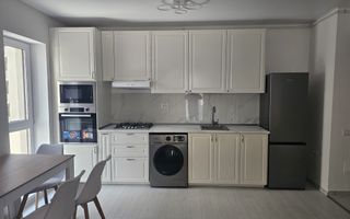 Apartament 2 camere la 10 minute de Metrou Aparatorii Patriei - Poză 4