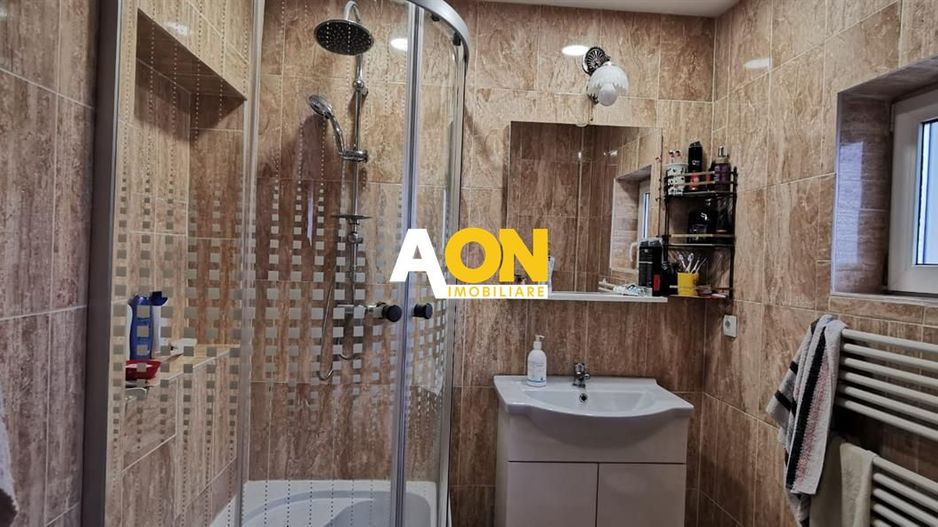 Casa in Centru zona linistita - Poză 10