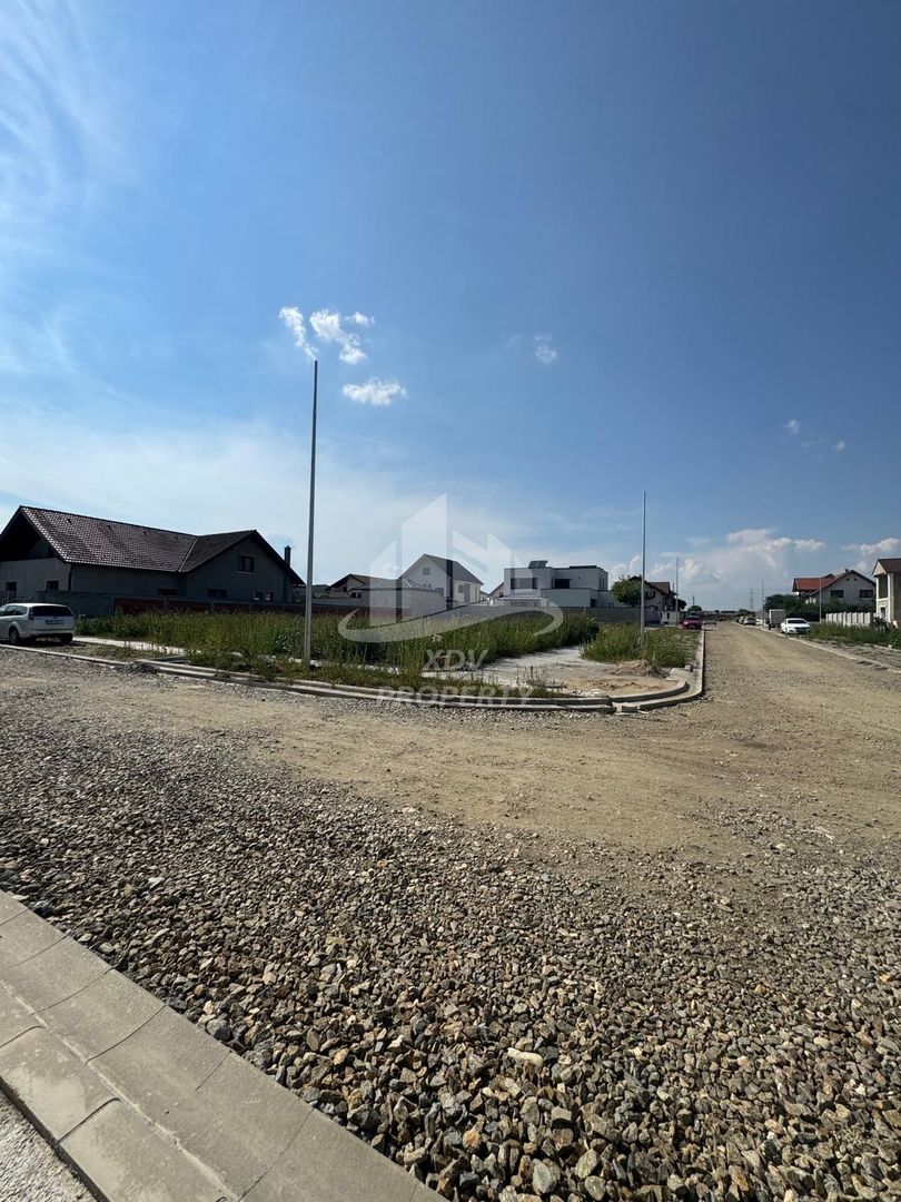 Teren intravilan- cu Proiect de constructie -Cartier Veterani Sibiu - Poză 6
