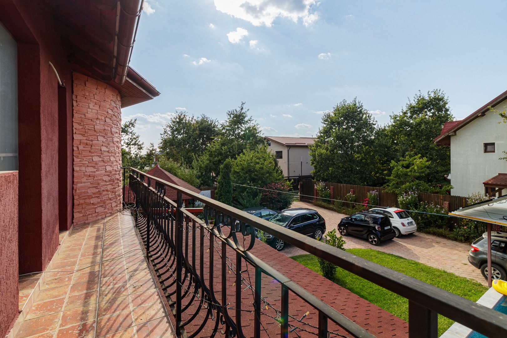 Vilă individuală cu 5 camere, piscină și curte generoasă | Mogoșoaia - Poză 26