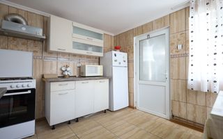 Casa cu 5 camere de vanzare | Berceni, Prahova | Comision 0% - Poză 17