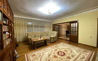 VILA GENEROASA CU TEREN 720 METRI IN APROPIEREA  ELECTROPUTERE MALL - Poză 4