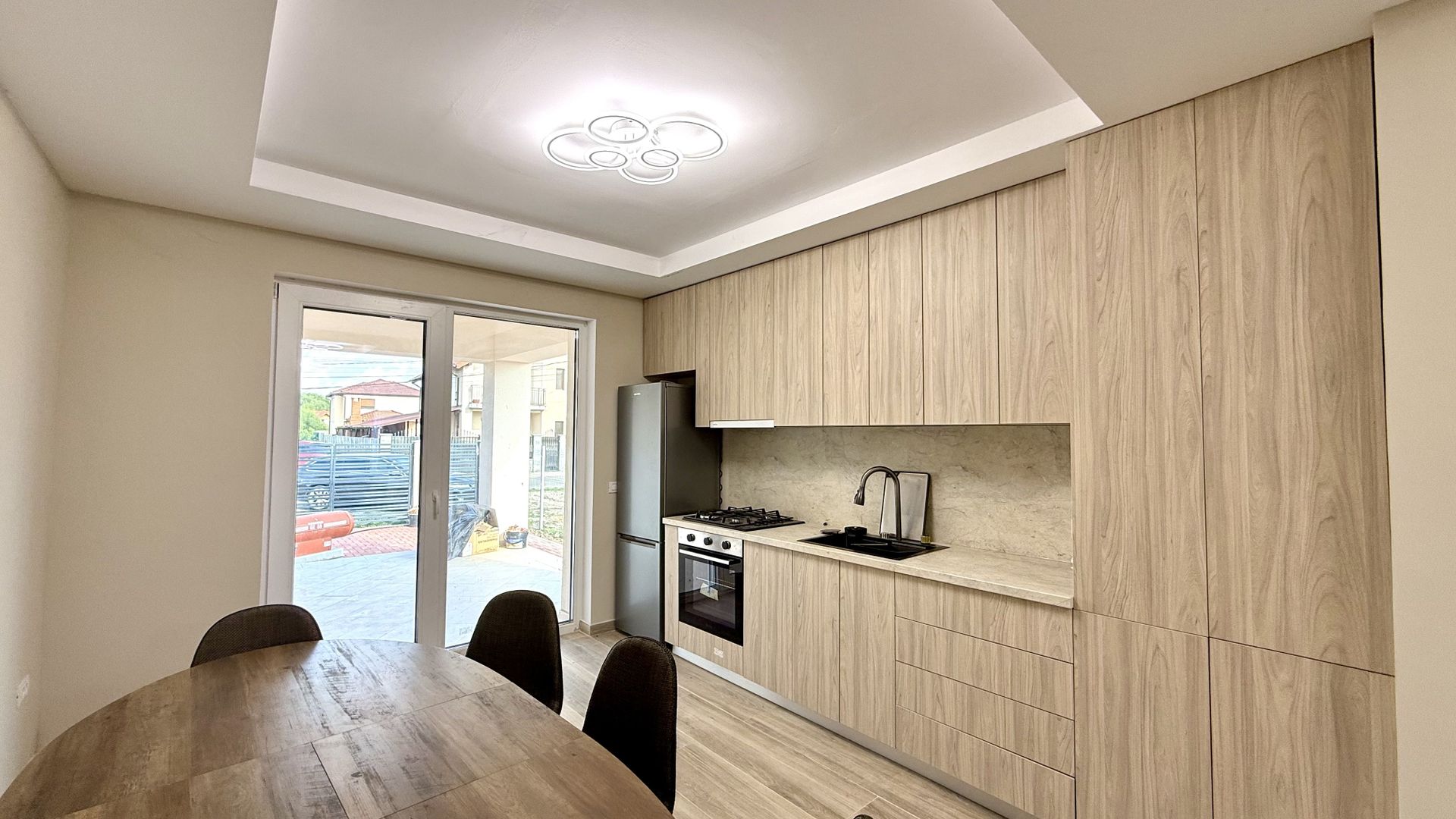 CASA TIP DUPLEX LA  PRIMA INCHIRIERE - Poză 3