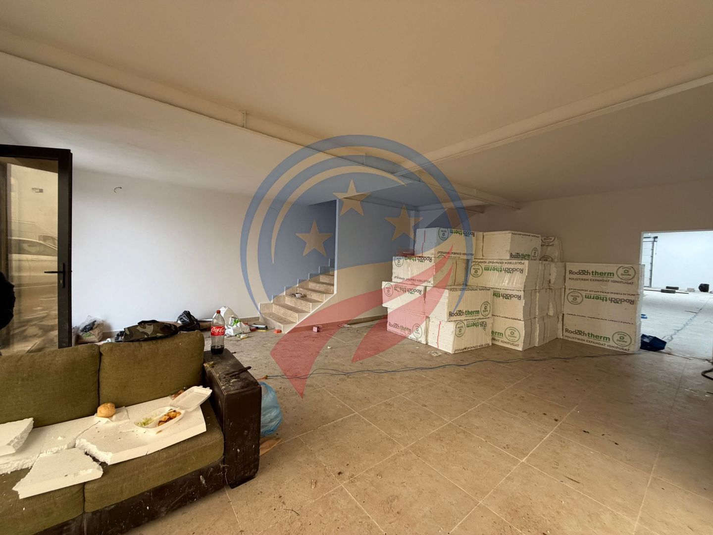 HALA SHOWROOM CENTURA NORD CALITATE SUPERIOARA - Poză 4