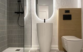Apartament 2 camere lux 13, renovat nou, bloc 1992 zona Marriott - Poză 3