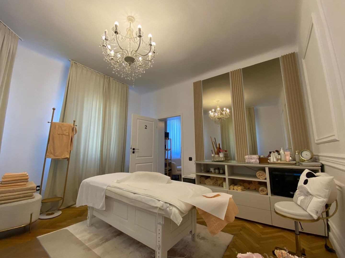 SPATIU PREMIUM | DOROBANTI - Poză 5