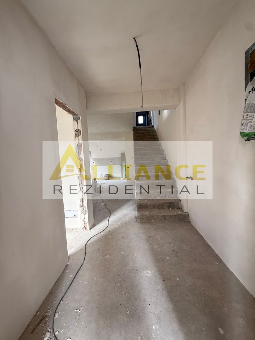{Soseaua Oltenitei } Vila individuala 5 camere * 3 bai - Poză 2