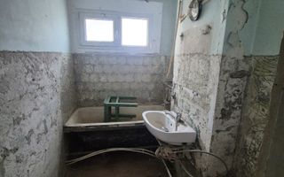 Vand apartament 2 camere Micro 1 - Poză 4