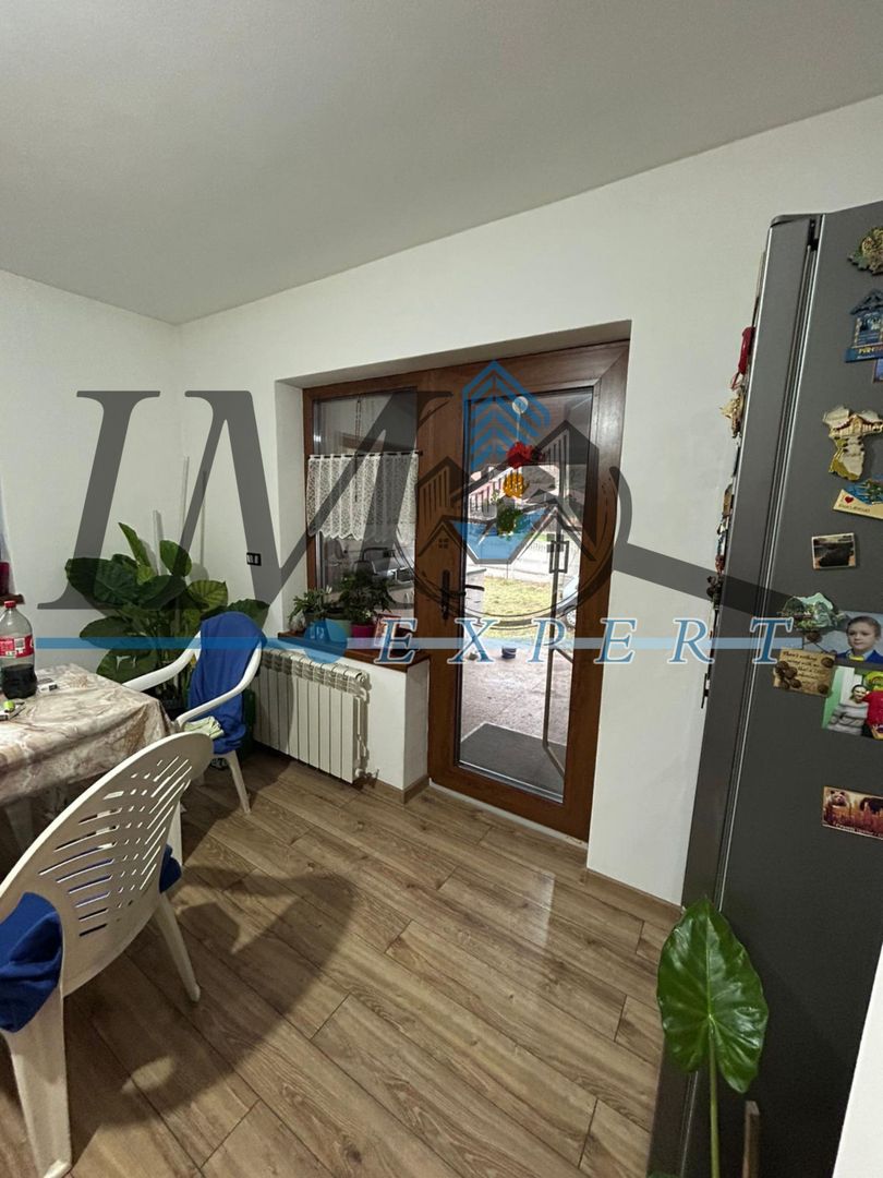 Casa de vanzare pe un nivel in Metes - Poză 5