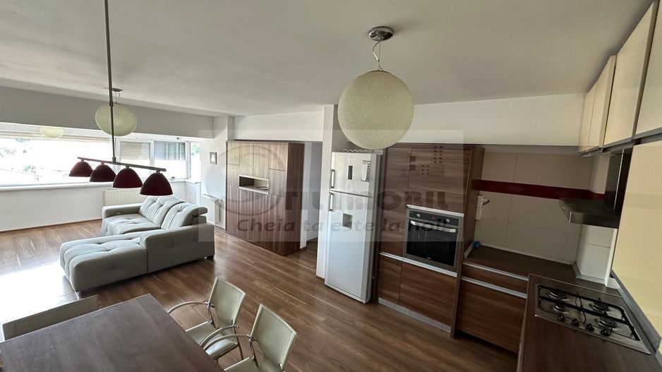 Apartament 3 camere, 2 bai, 93.57 mp, Bloc 2009 + Loc de parcare ! - Poză 2