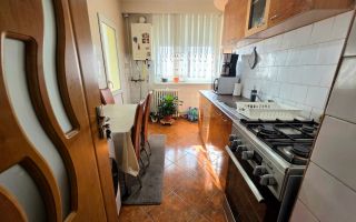Apartament 2 Camere Decomandat, Strada Closca, Foste Proprietati - Poză 6