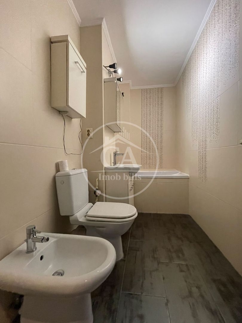 Apartament cu 3 camere de închiriat în zona Rogerius, Oradea - Poză 15