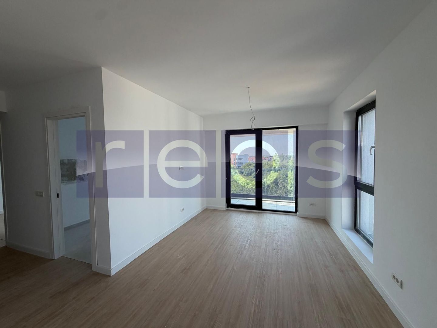 VANZARE APARTAMENT LA CHEIE | 4 CAMERE | 107MP | TERASA 75 MP| PARCARE - Poză 11