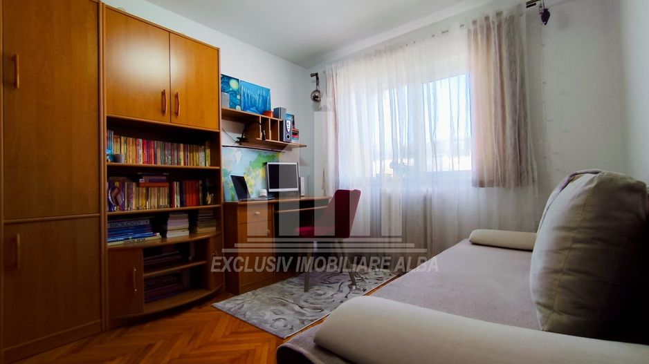Apartament 3 camere decomandate | 64 mp | Mobilat si utilat | Cetate - Poză 6