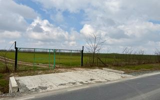 Teren de vanzare in Săcele ideal pentru silozuri, fermă 6 ha - Poză 2