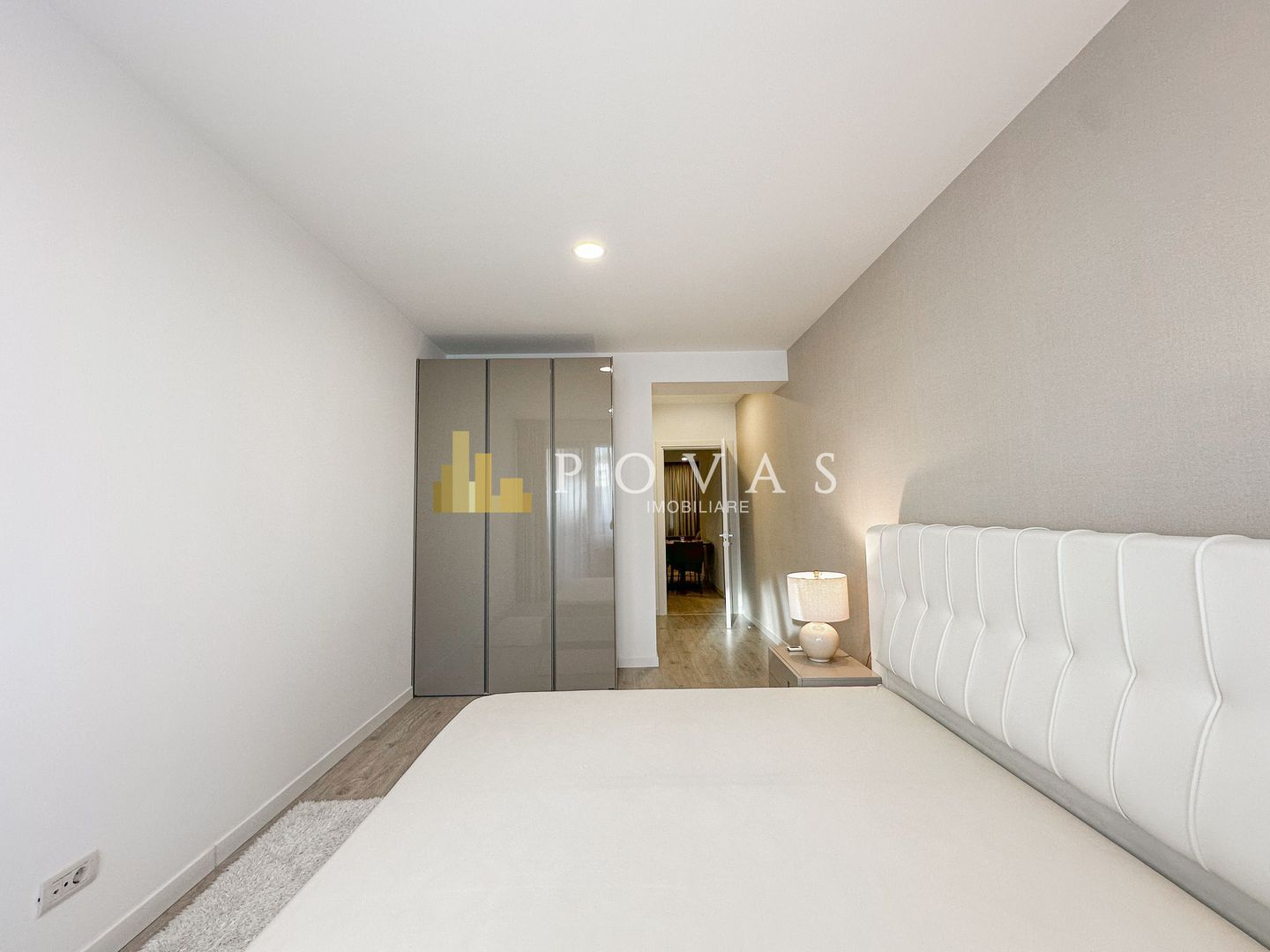Inchiriere Apartament 3 Camere Residence5 Pipera Rond OMV - Poză 7