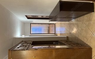 Apartament cu 3 camere în zonă centrală - Poză 8