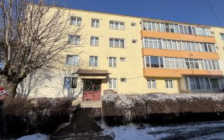 Apartament 3 camere , 60mp, Etj 2/3 - zona Râșnov/ISR - Poză 8