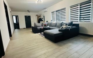 Casa individuala complet renovata- strada linistita Giarmata - Poză 2