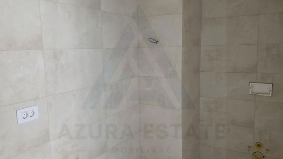 Apartament renovat 3 camere 2 bai 85 mp si pivnita  în zona Central - Poză 8