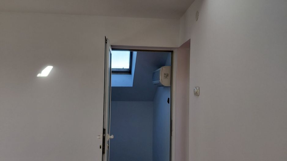 De vânzare – Casă D+P+2E+M în zona ultracentrală ideala pentru afacerea ta! - Poză 41