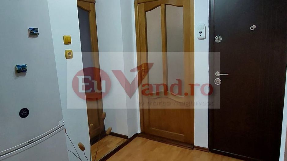 De închiriat apartament cu 3 camere, etaj 1, Siderurgistilor, 400 euro - Poză 10