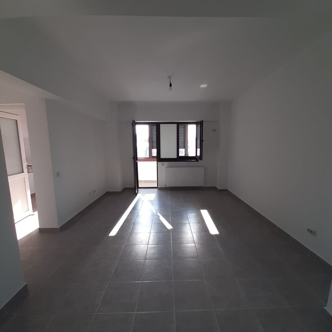 GARSONIERĂ RAHOVA IDEAL RESIDENCE - Poză 6