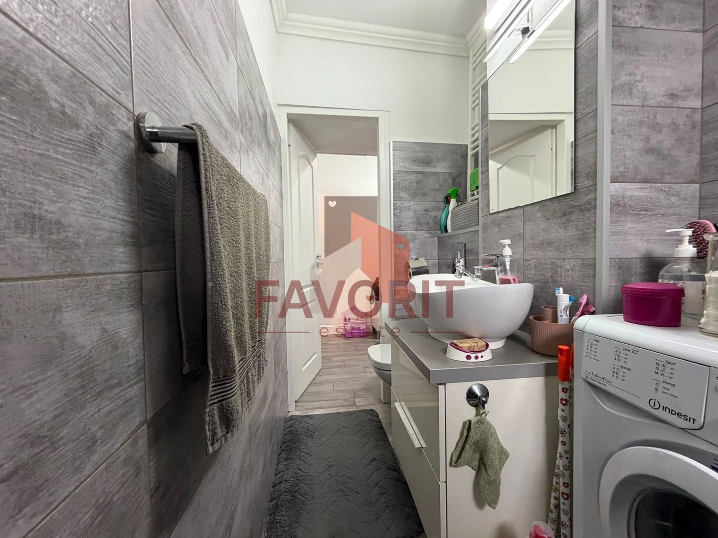 Etaj 1. Renovat. Centrala termica proprie - Poză 12