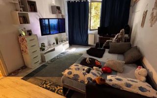 2 Cam ~ Etaj 1 ~ 51mp ~ Decomandat ~ metrou Raul Doamnei - Poză 3