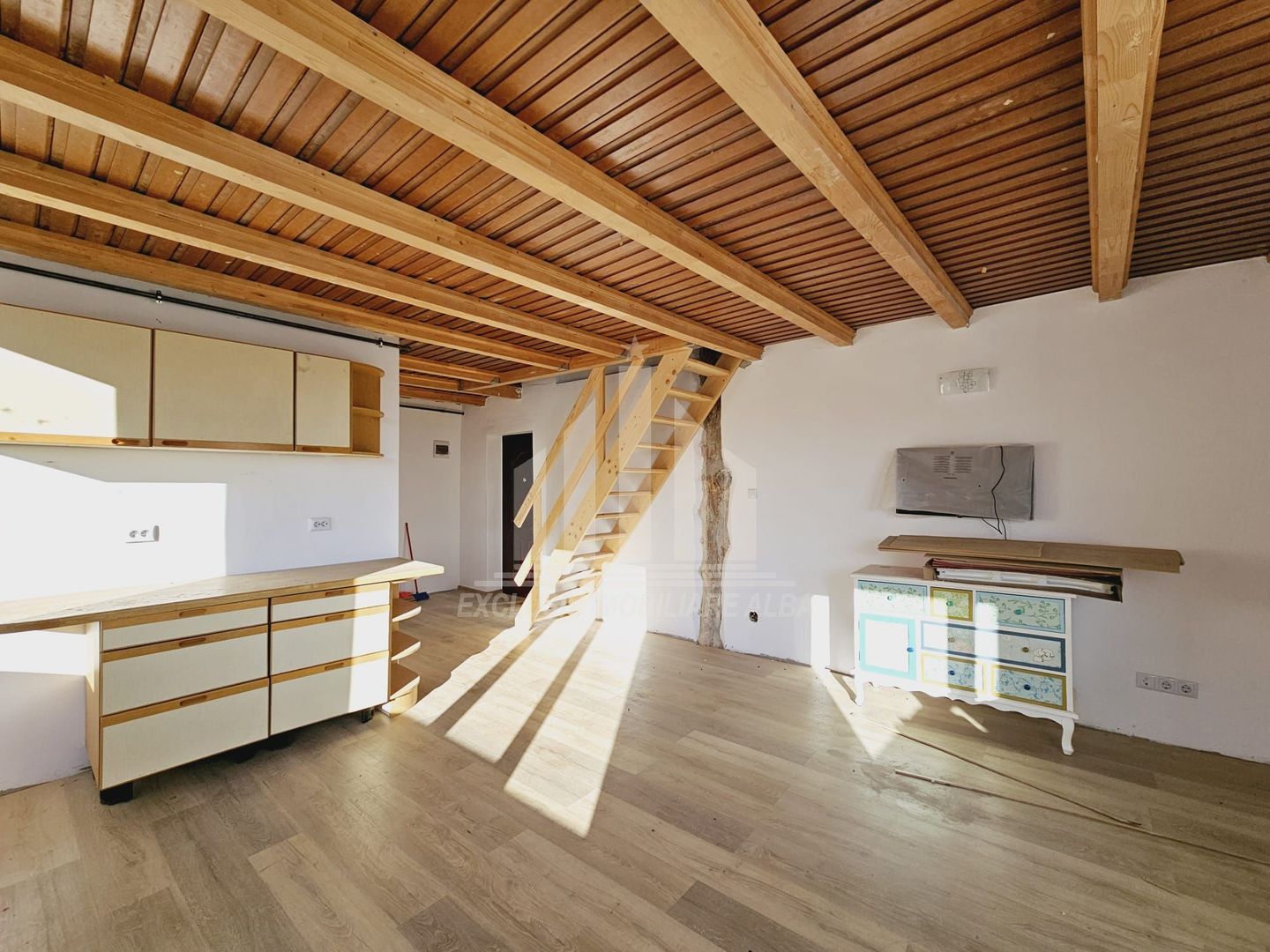 Apartament 2 camere, bloc nou, Centru - Poză 1