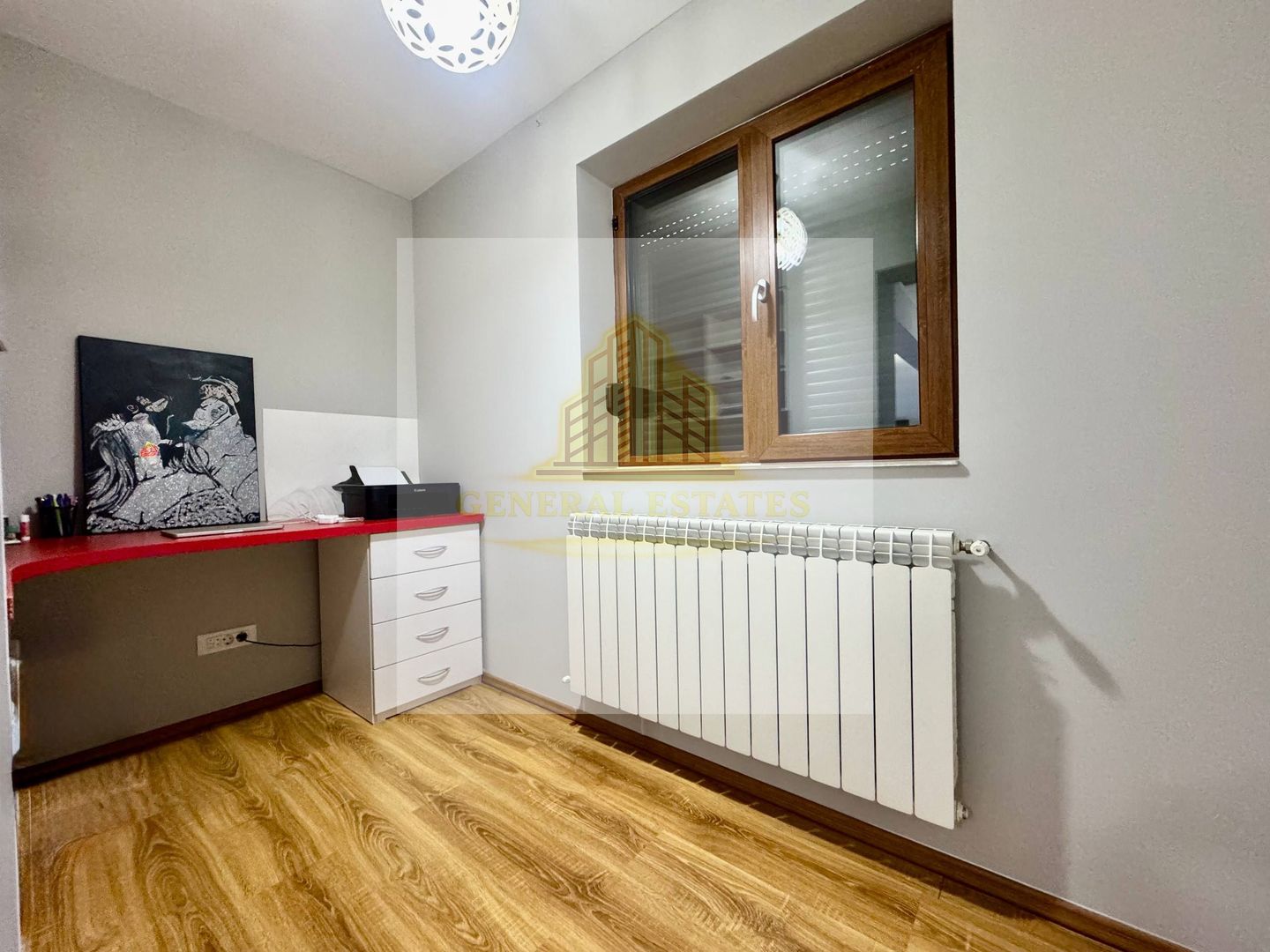Vânzare apartament cu 3 camere - 130 m.p - în Zona CUG, Iași. - Poză 13
