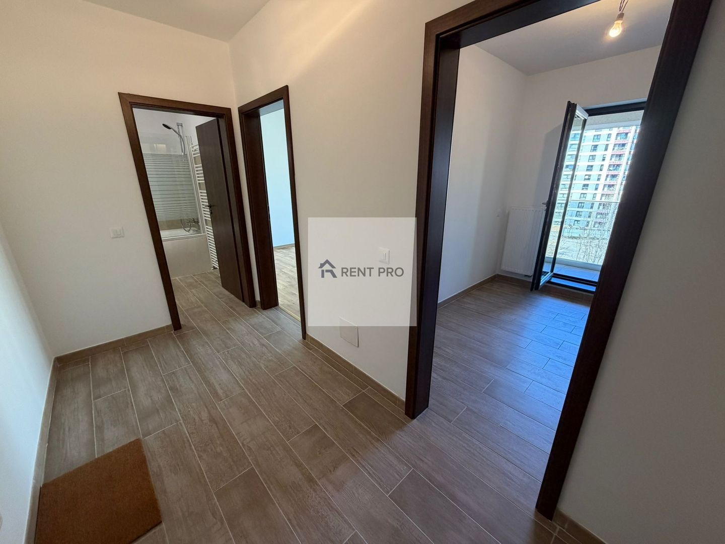 Studio Mid Level Exigent Plaza Politehnica Lujerului Mall Plaza - Poză 8