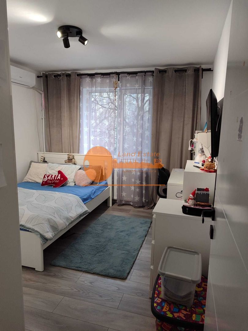Apartament cu 4 camere in zona Crangasi(Bloc Reabilitat) - Poză 8