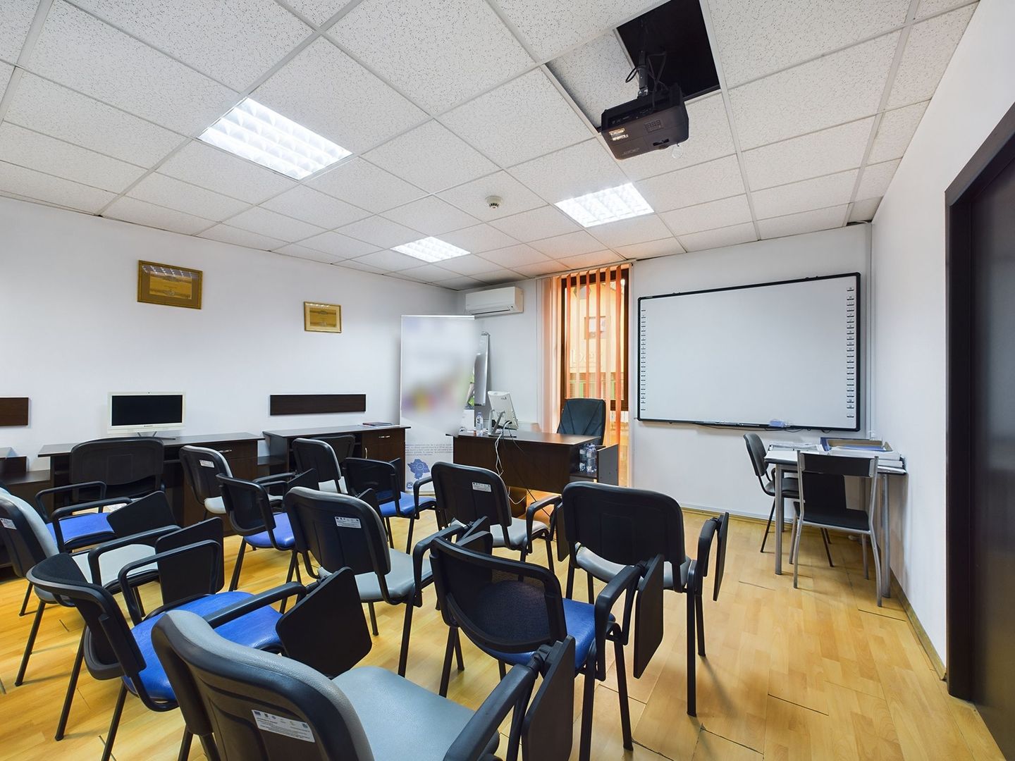 Oportunitate! Clădire de birouri cu chiriași existenți - Poză 10