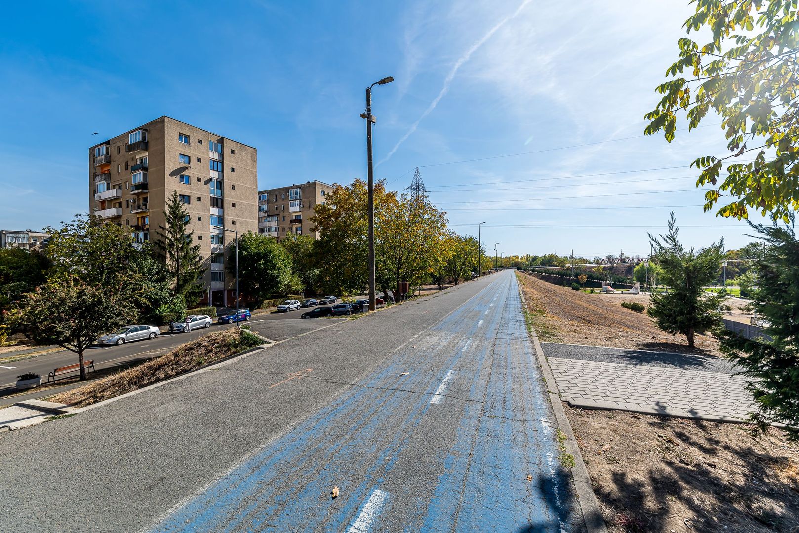 Apartament cu 5 camere pe Splaiul General Gheorghe Magheru, Micălaca - Poză 1
