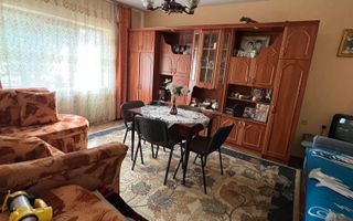 PRET NOU - Casă de vânzare – construcție solidă și spațioasă - Poză 8