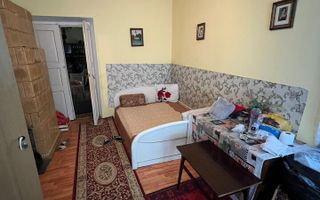 De Vanzare Casa Cu 3 Camere 100 Mp+Teren, Zona Centrala, Pret 75000 Euro!!! - Poză 4