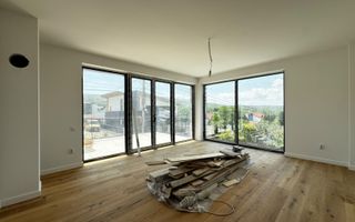 Oportunitate, casa individuala cu priveliste spre padure, Faget - Poză 1