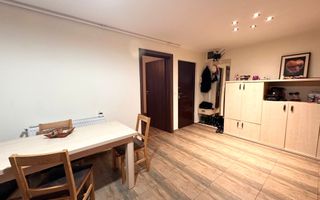 Apartament spatios cu 3 camere | Calea Sagului - Poză 10
