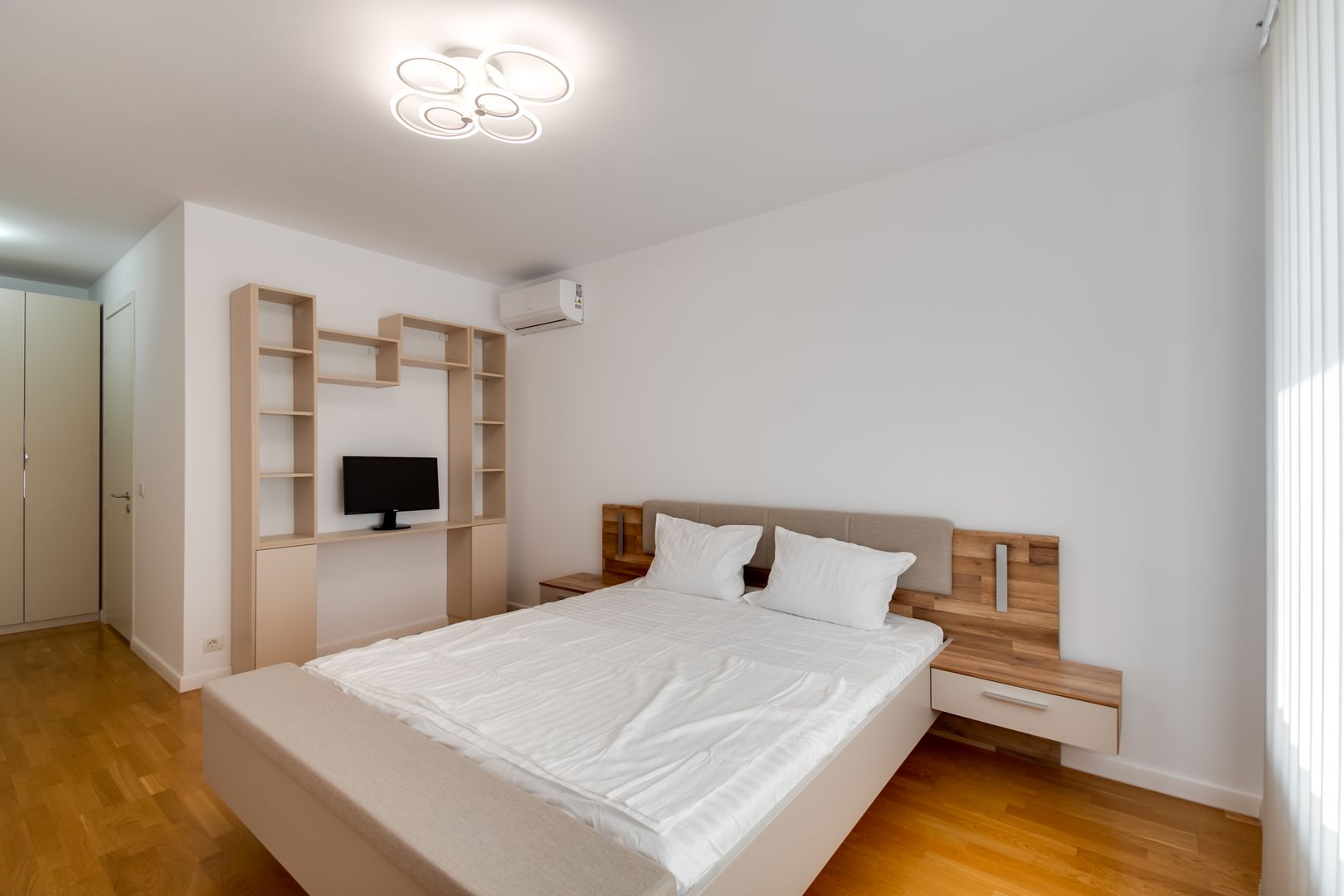 Prima inchiriere | 4 camere premium in Luxuria Residence | Parcare - Poză 13