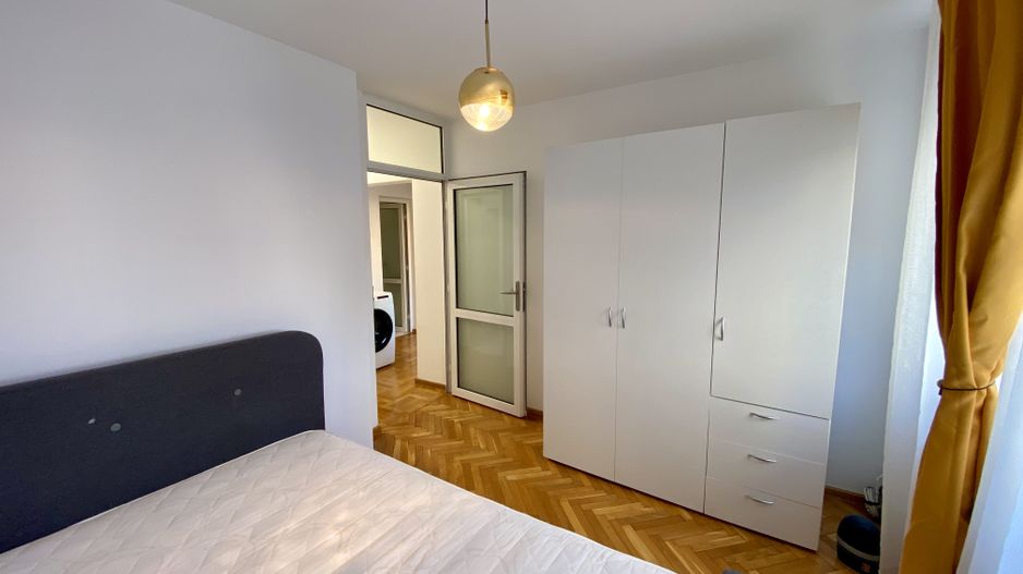 Apartament cu 3 camere in Centrul Civic - Poză 16
