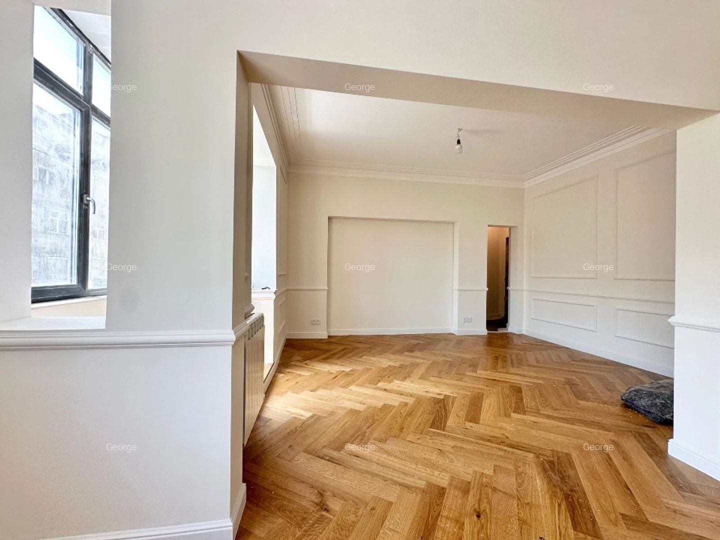 Apartament cu 3 camere decomandat în Universitate - Poză 6