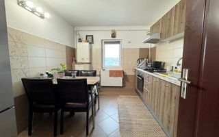 Apartament 3 Camere - Zona de jos - Poză 4