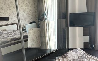 Apartament cu 2 camere, 2 balcoane de 15 mp, zonă Florilor. - Poză 7