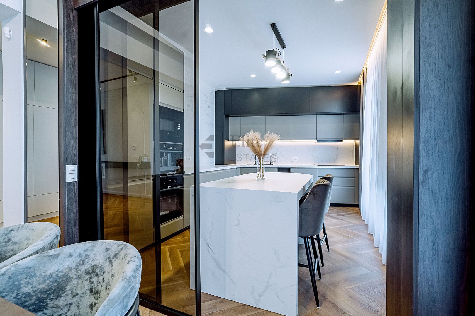 Apartament nou cu 3 camere in bloc "Verde" Zona Centrala - Poză 4